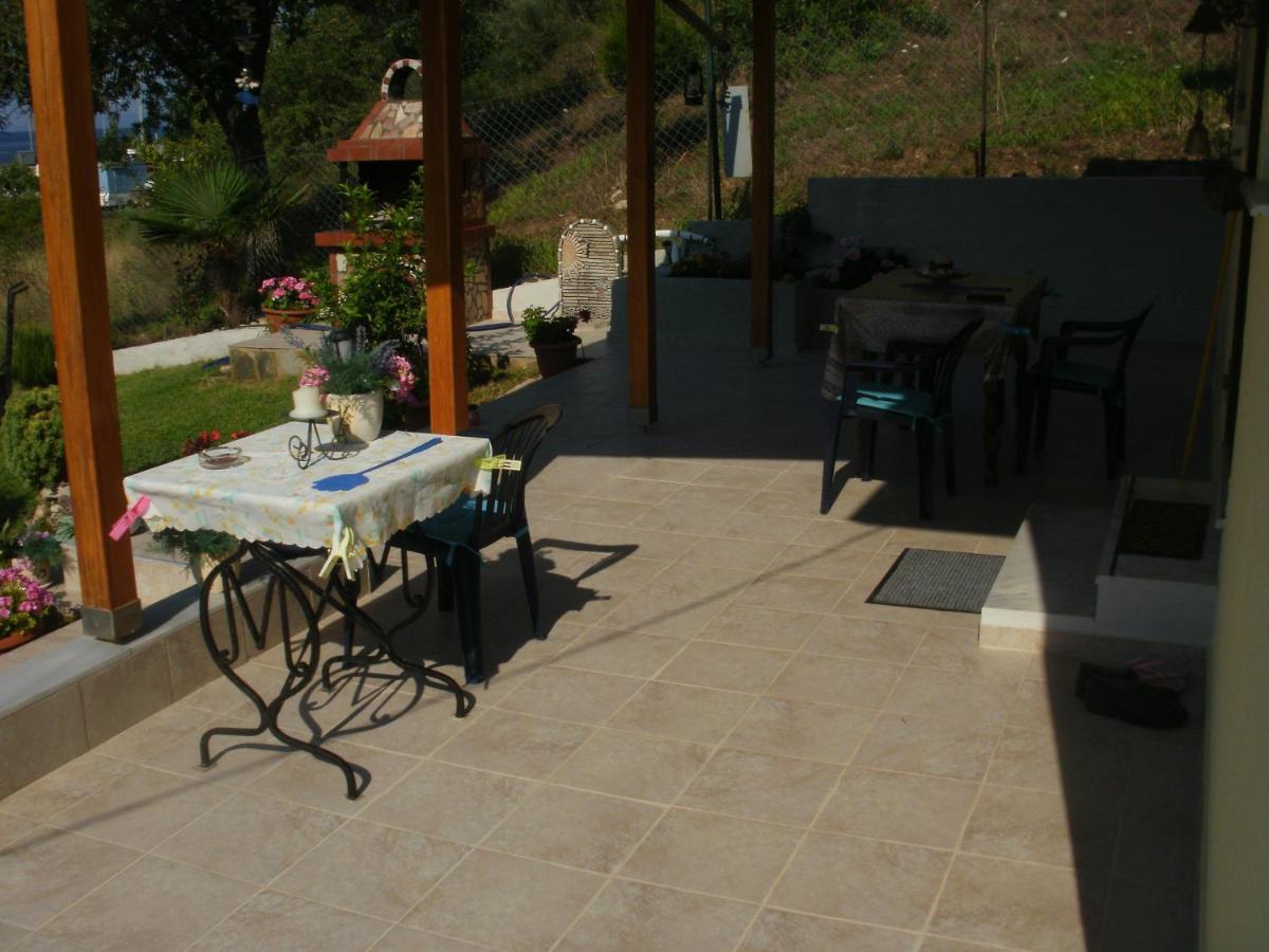 ネア・ローダ Xerxis Hill/Chalkidiki Τρυπητή Χαλκιδικήςヴィラ エクステリア 写真